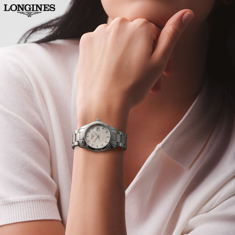 Conquest Classic Diamond Quartz 29.5mm